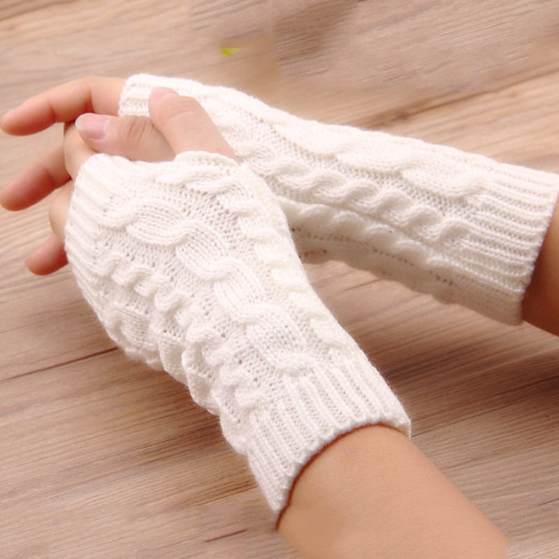 Cozy and Stylish Wool Gloves