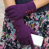 Fashionable and Warm Gloves